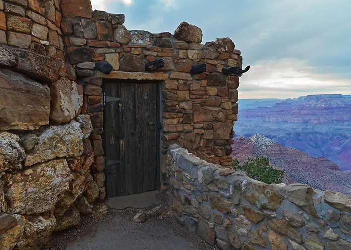 Cobalt Gateway To Grand Canyon Sedona & Williams